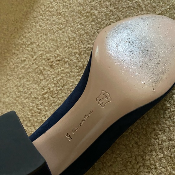 Gianvito Rossi Suede Pumps - Picture 6 of 10